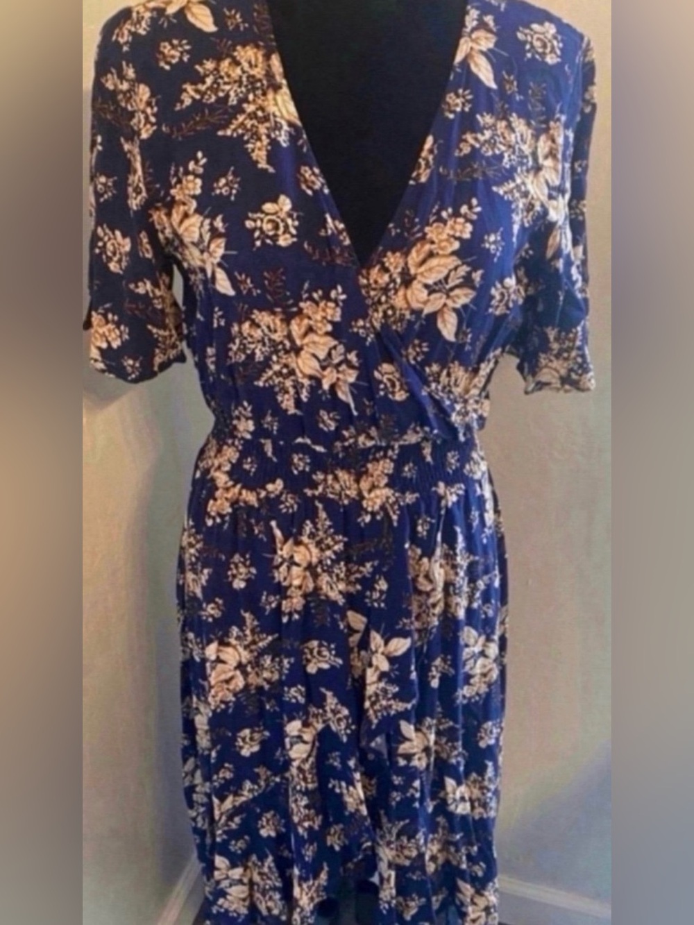 Women's Navy Floral Wrap Dress (Size M)